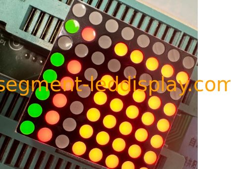 Un buen precio. Pantalla LED de rendimiento estable bicolor rojo/verde 3mm matriz de puntos 8*8 para letreros móviles en línea