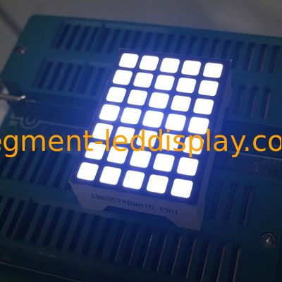 Un buen precio. Cátodo ultra blanco cuadrado de la columna del ánodo de la fila de la pantalla LED de la matriz de punto 5x7 para el indicador de elevación en línea