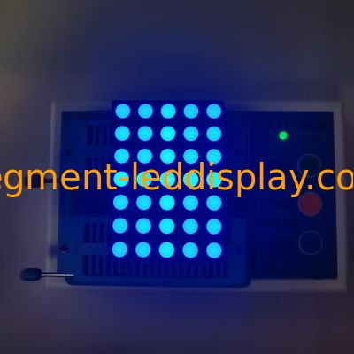 Un buen precio. 14 pantalla LED azul brillante de los pernos 635nm 100mcd 5x7 Dot Matrix en línea