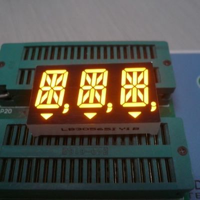 Un buen precio. 0.56 pulgadas 3 dígitos 14 segmentos de pantalla LED Super Amber para el indicador digital en línea