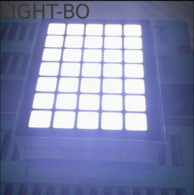Un buen precio. 5x7 pantalla LED de matriz de puntos blancos con diámetro de 3 mm en línea