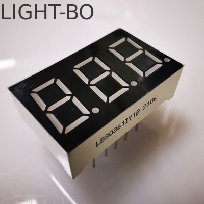 Un buen precio. Super brillante ámbar 7 segmento 3 dígitos 9.2mm LED Display Cátodo común para panel medidor en línea