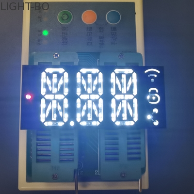 La nueva tecnología de producción modificó la pantalla LED alfanumérica del whiteTriple del segmento para requisitos particulares ultra brillante del dígito 14