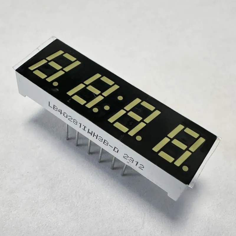Pantalla LED blanca de 7 mm 4 dígitos 7 segmentos Anodo común para el panel multimétrico 2